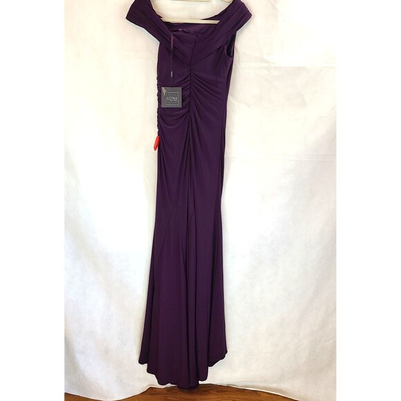 New MAC DUGGAL (4) 26517 Purple (Eggplant) Fold-over Off-the-Shoulder Slit Gown - Picture 5 of 16